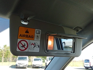 Image véhicule Suzuki VITARA (33) Image véhicule Suzuki VITARA (33)