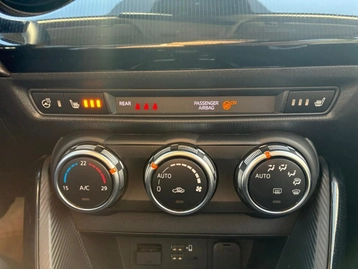 Image véhicule  Mazda Mazda 2 (29)