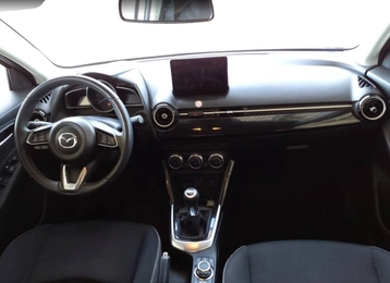 Image véhicule  Mazda Mazda 2 (3)