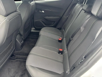 Image véhicule  Peugeot 2008 (18)