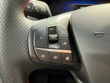 Image véhicule  Ford KUGA (12)