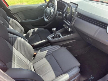 Image véhicule  Renault CLIO (12)
