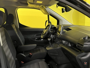 Image véhicule  Opel Combo (12)