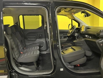 Image véhicule  Opel Combo (17)