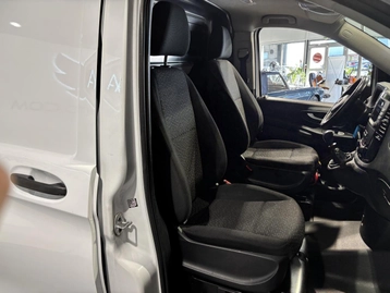 Image véhicule  Mercedes VITO (25)