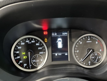 Image véhicule  Mercedes VITO (13)