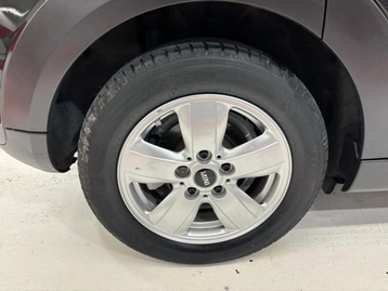 Image véhicule  Mini HATCH (35)