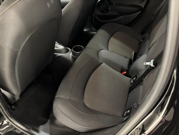 Image véhicule  Mini HATCH (20)