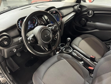 Image véhicule  Mini HATCH (10)