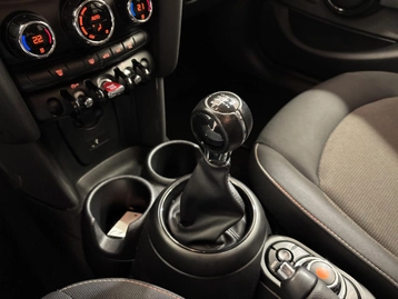 Image véhicule  Mini HATCH (16)