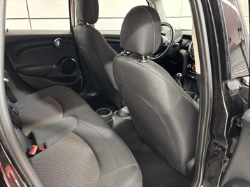 Image véhicule  Mini HATCH (28)