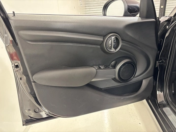 Image véhicule  Mini HATCH (8)