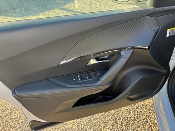 Image véhicule  Peugeot 2008 (17)