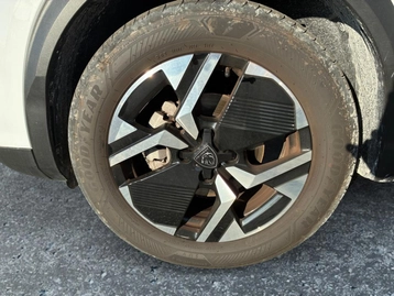 Image véhicule  Peugeot 2008 (10)