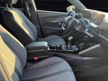 Image véhicule  Peugeot 2008 (23)