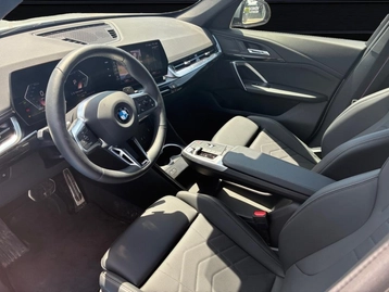 Image véhicule BMW X1 (16) Image véhicule BMW X1 (16)