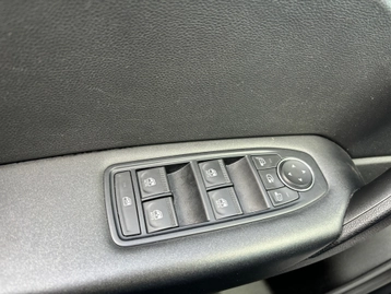 Image véhicule  Renault CAPTUR (18)
