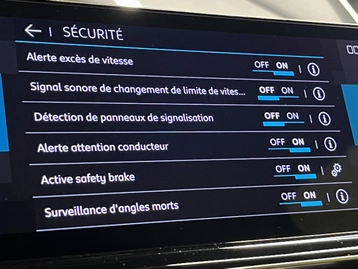 Image véhicule Citroën C5 AIRCROSS (16) Image véhicule Citroën C5 AIRCROSS (16)