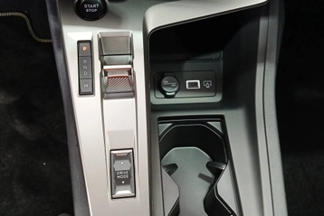 Image véhicule  Peugeot Nouvelle 308 (17)