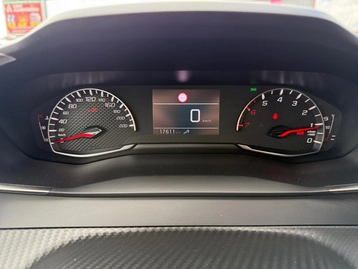 Image véhicule  Peugeot 208 (24)