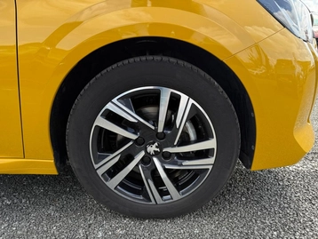 Image véhicule  Peugeot 208 (9)
