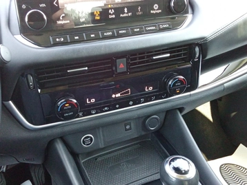 Image véhicule Nissan QASHQAI (13) Image véhicule Nissan QASHQAI (13)