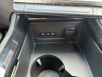 Image véhicule  Renault AUSTRAL (29)