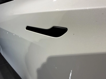 Image véhicule  Tesla MODEL Y (40)