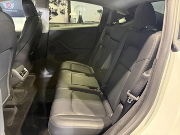 Image véhicule  Tesla MODEL Y (24)