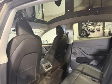 Image véhicule  Tesla MODEL Y (23)