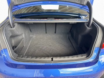 Image véhicule  BMW SÉRIE 3 (7)