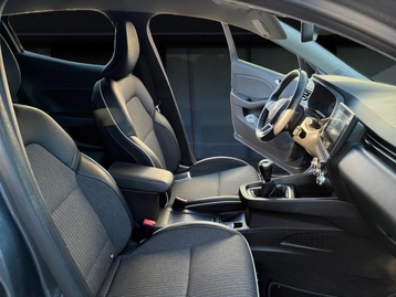 Image véhicule  Renault CLIO (11)