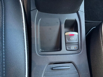 Image véhicule  Renault CLIO (28)