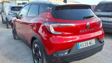 Image véhicule  Renault CAPTUR (23)