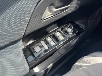Image véhicule  Citroën C5 AIRCROSS (19)