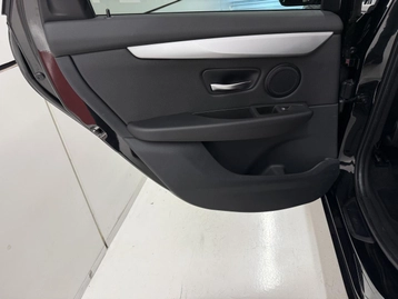 Image véhicule  BMW SÉRIE 2 (27)