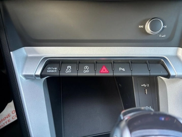Image véhicule  Audi Q3 SPORTBACK (35)