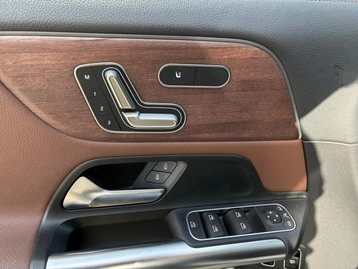 Image véhicule  Mercedes GLA (19)