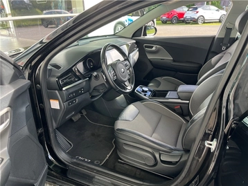 Image véhicule  Kia E-NIRO (4)