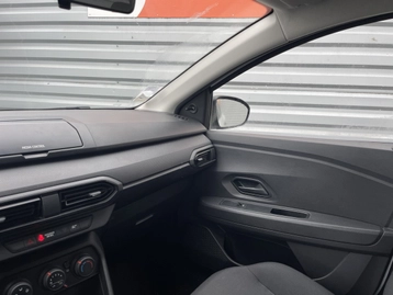 Image véhicule  Dacia SANDERO (11)