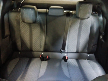 Image véhicule  Peugeot 2008 (8)