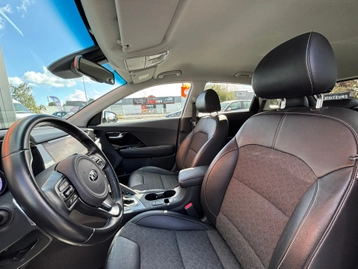 Image véhicule  Kia NIRO (22)