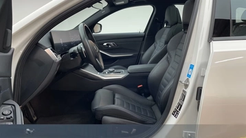 Image véhicule  BMW SÉRIE 3 TOURING (5)