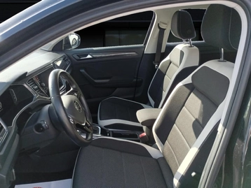 Image véhicule  Volkswagen T-ROC (12)