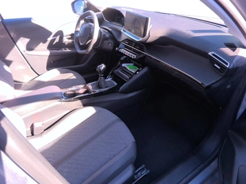 Image véhicule  Peugeot 208 (18)