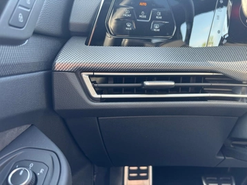 Image véhicule  Volkswagen GOLF (21)