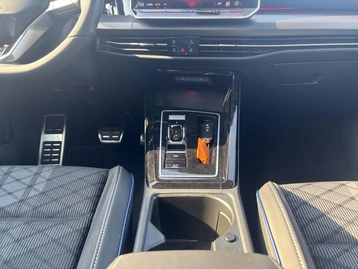 Image véhicule  Volkswagen GOLF (33)