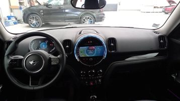 Image véhicule  Mini COUNTRYMAN (9)