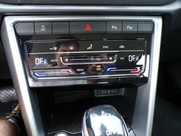 Image véhicule  Volkswagen T-ROC (22)