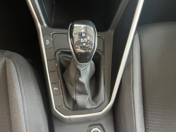 Image véhicule  Volkswagen POLO (28)